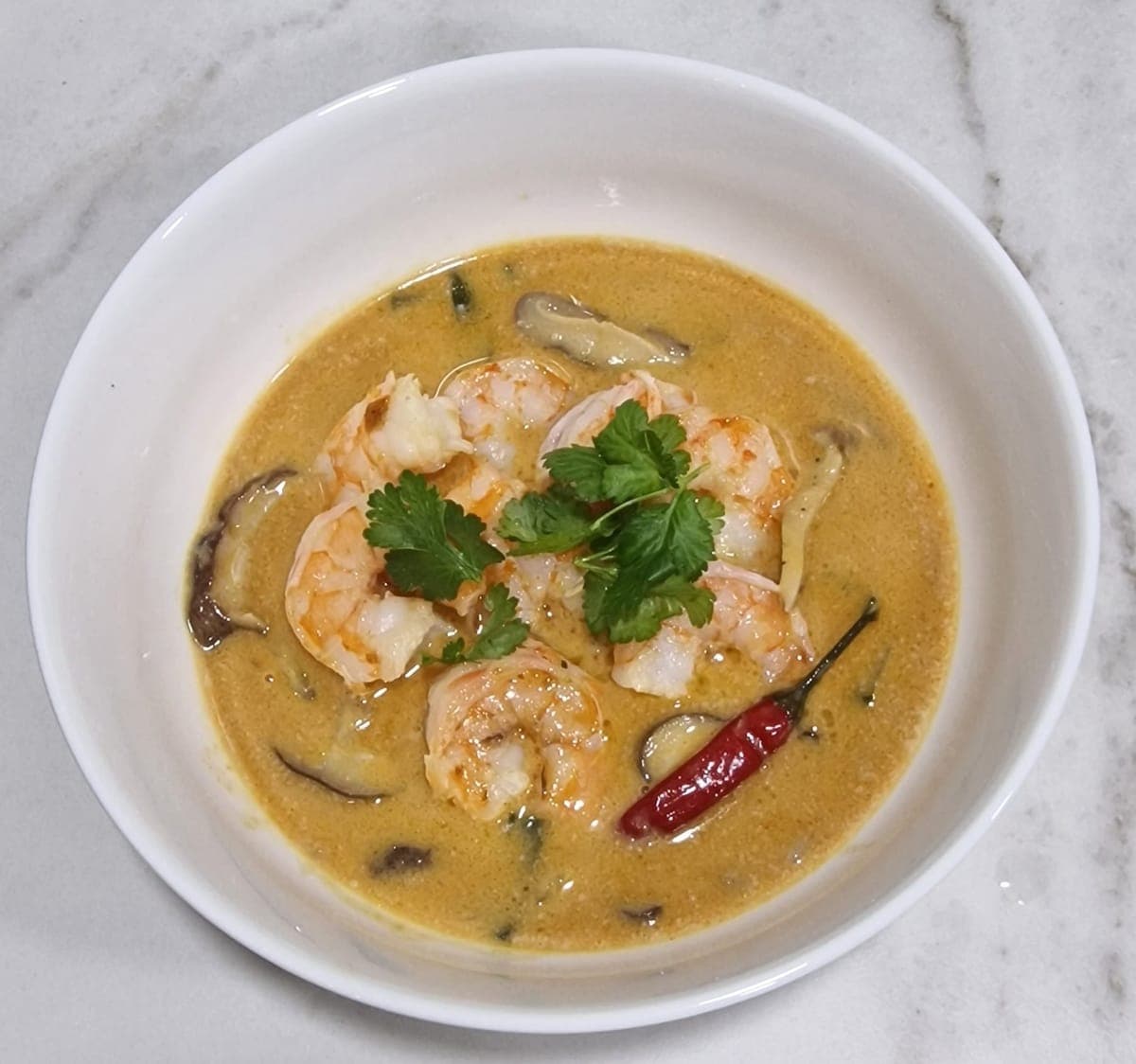 Thai red curry with prawns